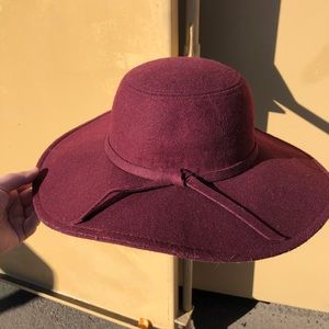 Burgundy floppy hat